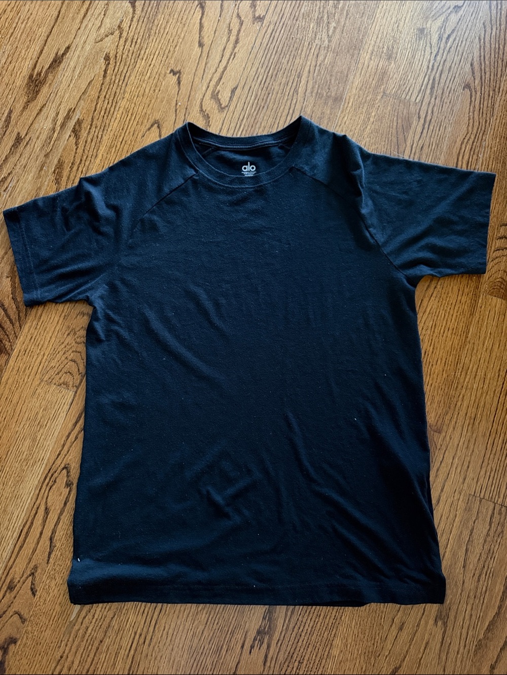 ALO Yoga Black Short Sleeve Crew Tee